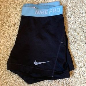 Nike Pro